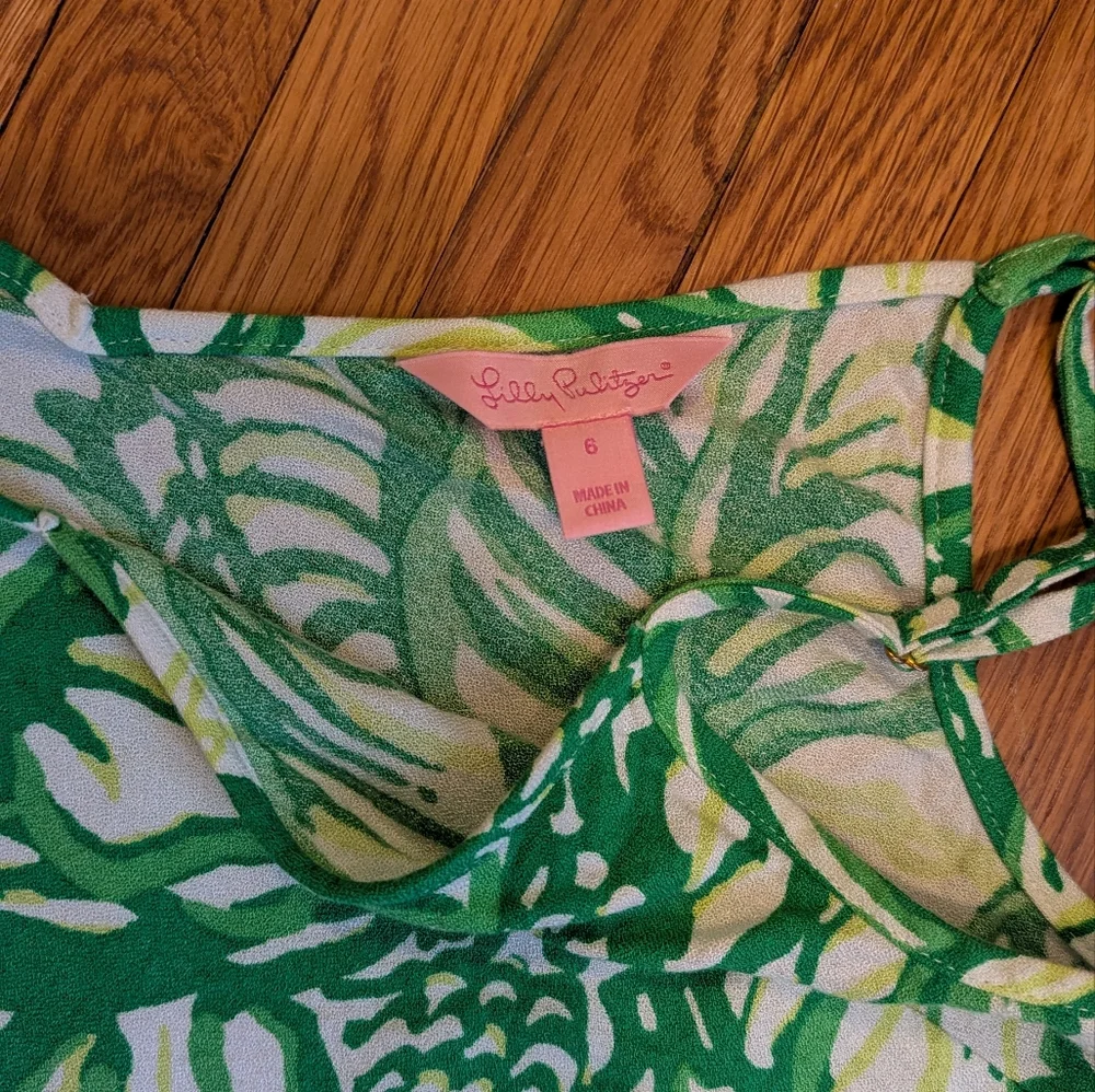 Lilly Pulitzer Green and White Ramona Crop Top - Picture 3 of 5